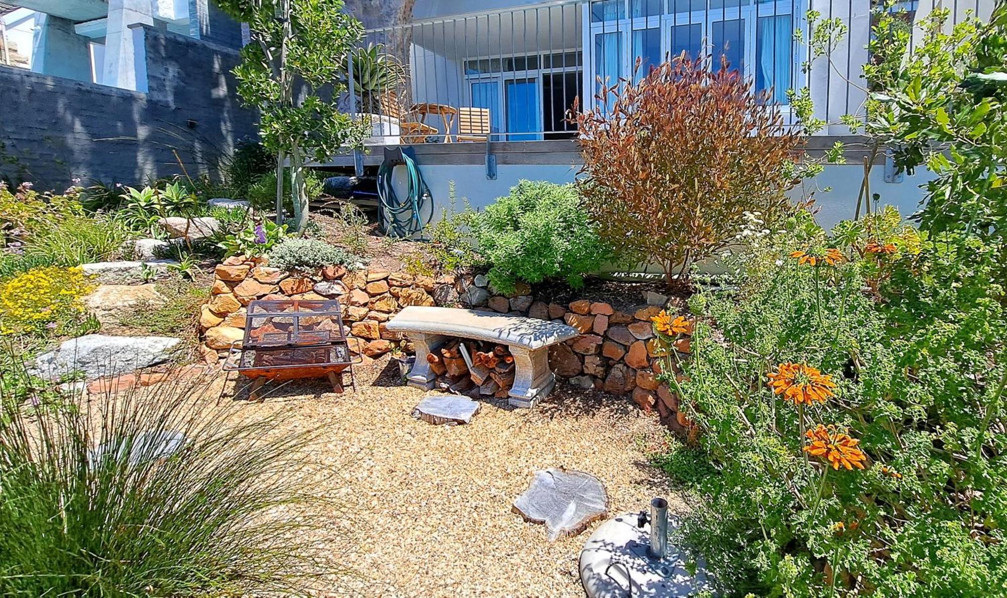 קאלק ביי The Dragon Tree Guesthouse מראה חיצוני תמונה